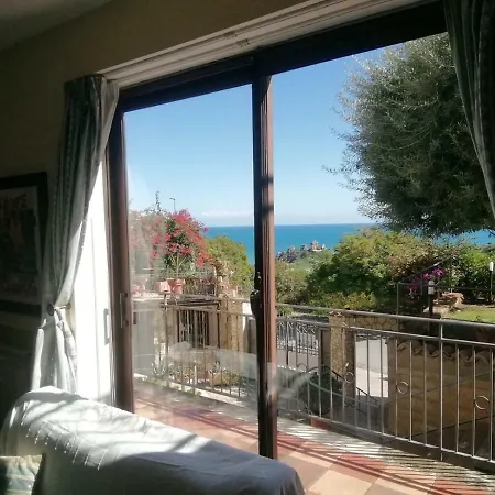 Dom wakacyjny Santa Barbara Cefalù